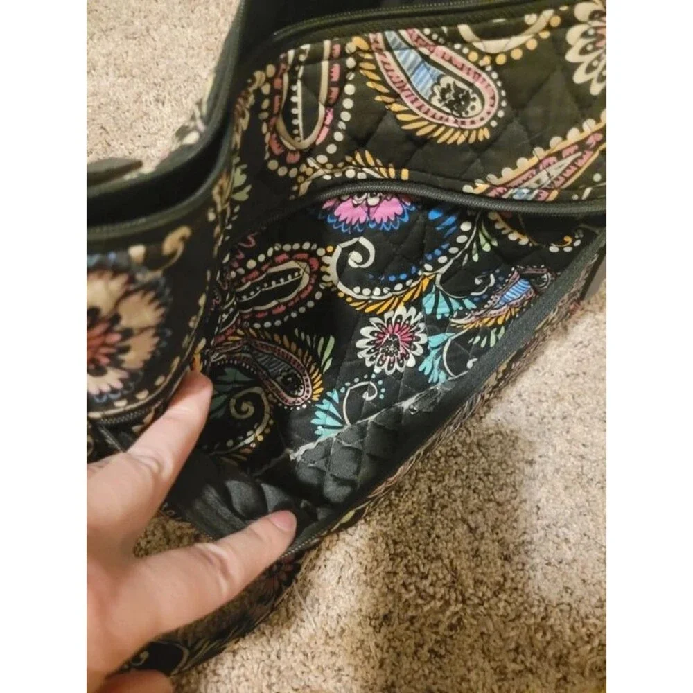 Vera Bradley Fun floral pattern purse